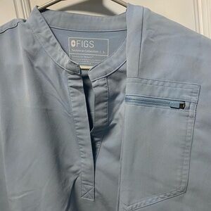 Figs Sky Blue/Grey color L Scrub Top with  XL Zipper pants Pocket